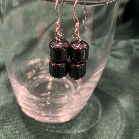 Earrings - Picture 1 of 4